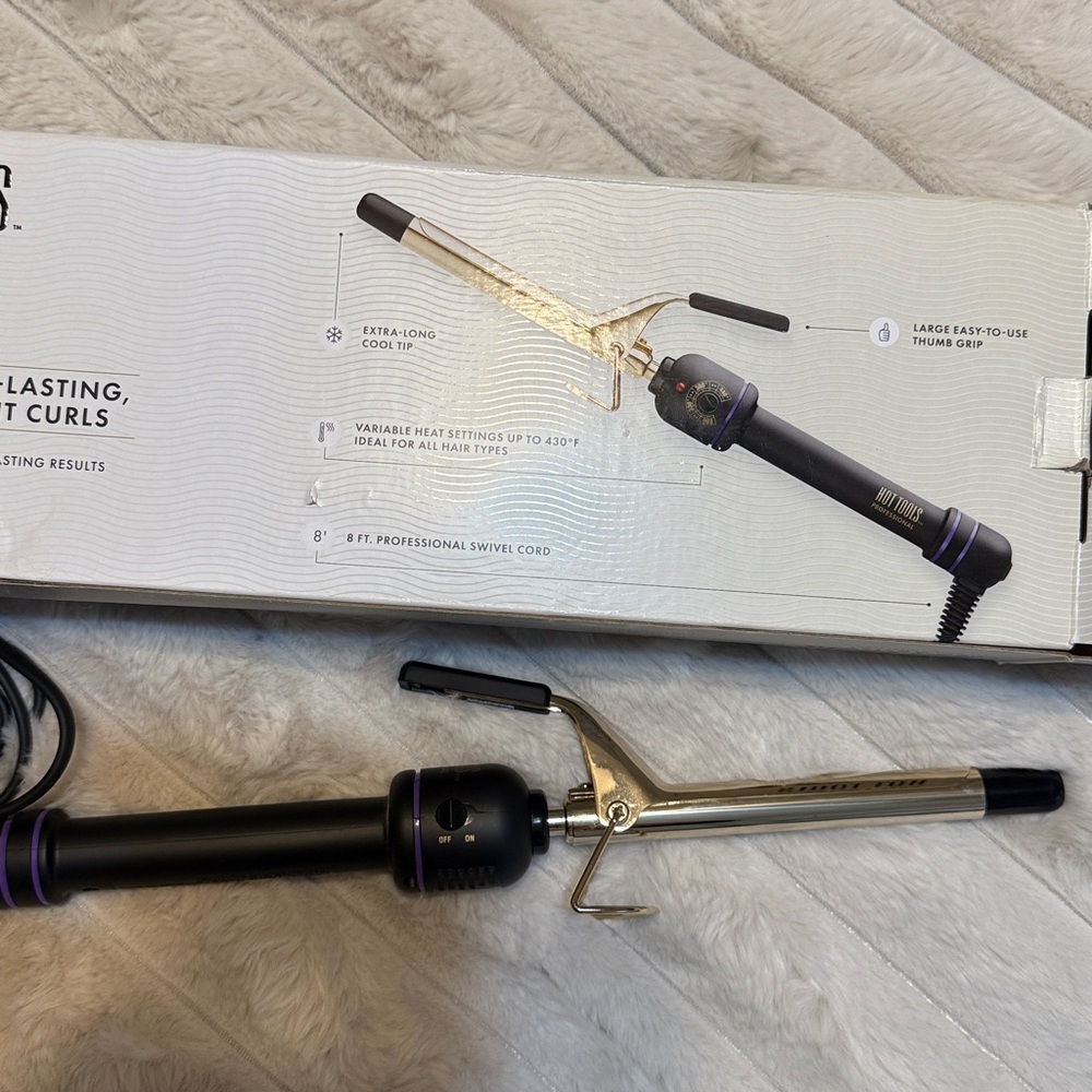 Hot Tools 5/8 inch curling iron. Pro artist 24k gold collection. Like new - Picture 3 of 4